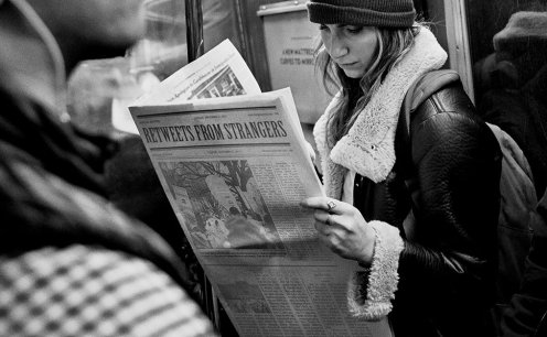 Abriram uma banca em Nova York que s&oacute; vende fake news!