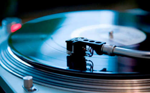 Conhe&ccedil;a o High Definition: um novo vinil com melhores grava&ccedil;&otilde;es! 