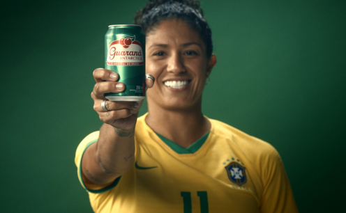 &Eacute; gol! Campanha do Guaran&aacute; Antarctica para incluir jogadoras da sele&ccedil;&atilde;o em suas publicidades atrai diversas marcas 