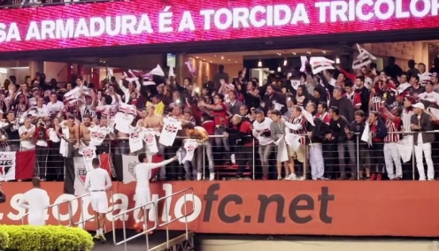 "Uma camisa com milh&otilde;es de donos"