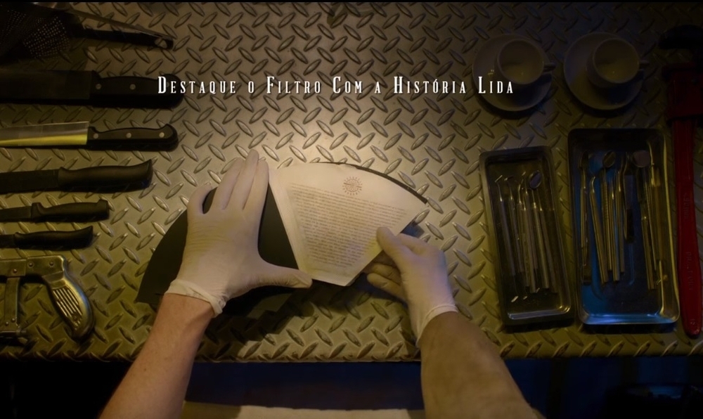 Filtros de caf&eacute; comp&otilde;em livro de terror com "hist&oacute;rias para n&atilde;o dormir" 