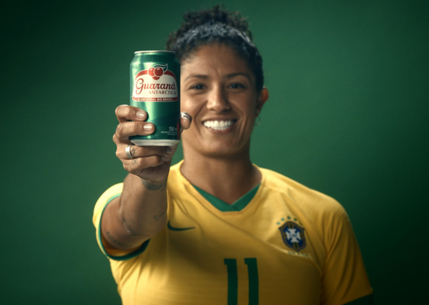 &Eacute; gol! Campanha do Guaran&aacute; Antarctica para incluir jogadoras da sele&ccedil;&atilde;o em suas publicidades atrai diversas marcas 