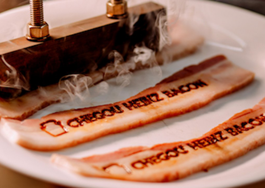 Em divulga&ccedil;&atilde;o de novo produto, Heinz utiliza bacon para fazer o anuncio!